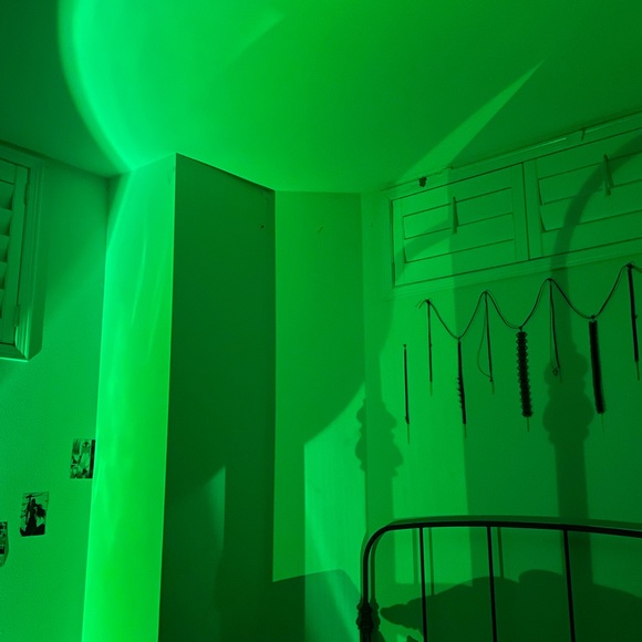 Multiple colour adjustable head’s movements room house night light cool romantic - Picture 15 of 15